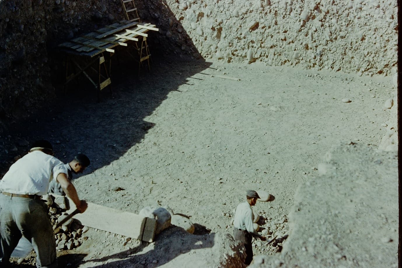 Construcción observatorio Cerro Calán en 1958